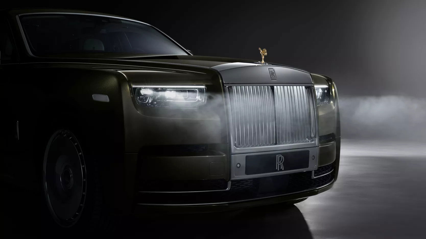 The best luxury sedan in the world - 2023 Rolls-Royce Phantom.