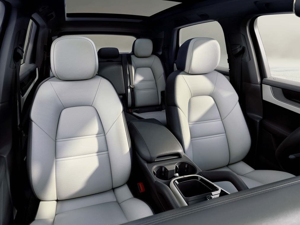 Top luxury SUVs 2023 - Porsche Cayenne interior.
