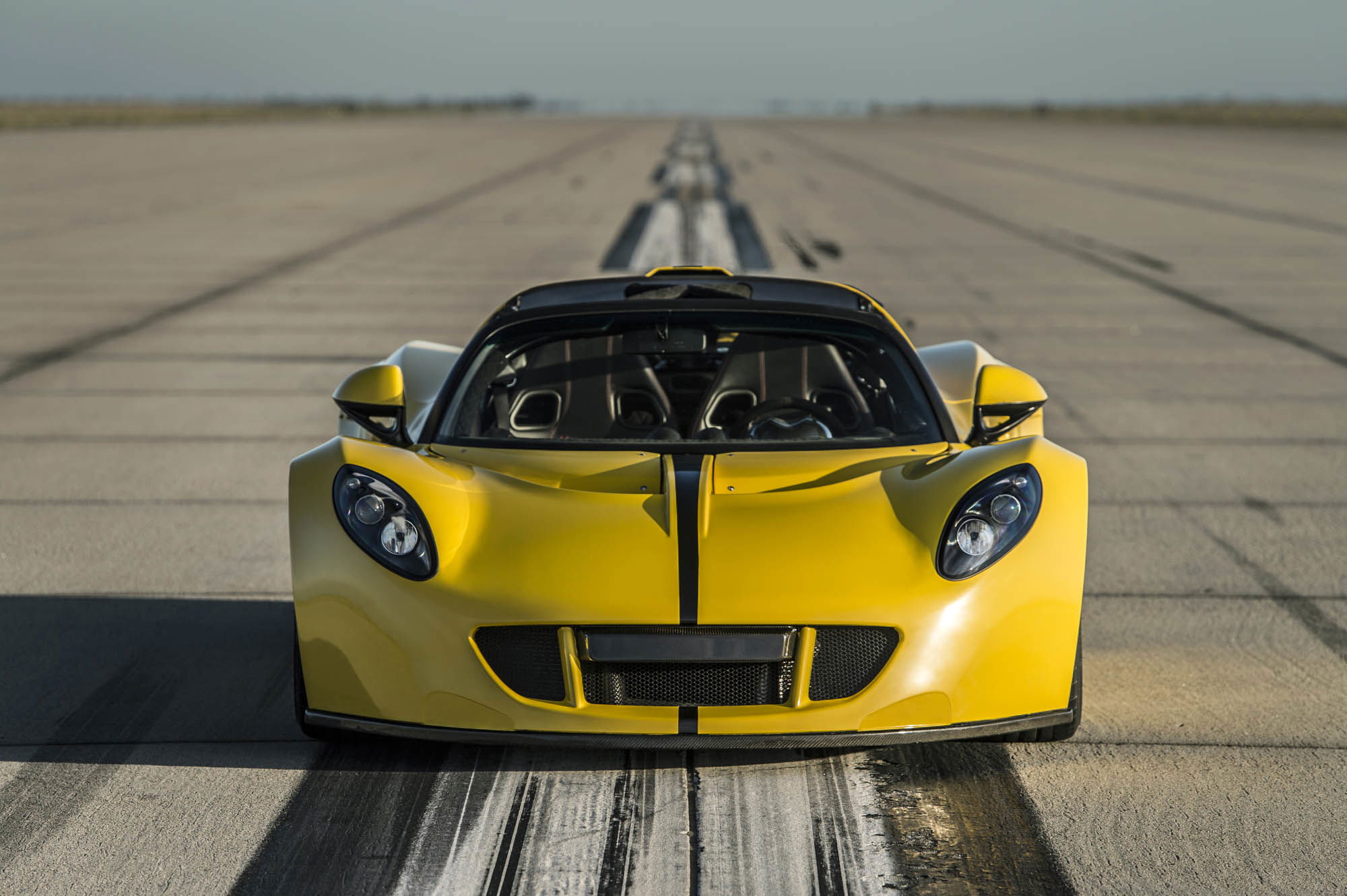 The fastest manual transmission cars 2023 - 2016 Hennessey Venom GT.