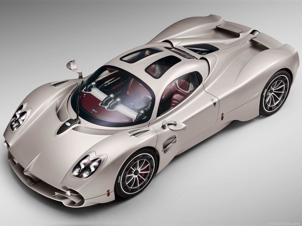 The most powerful V12 engines in 2023 - Pagani Utopia.