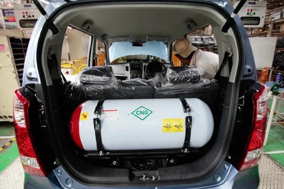 comprehensive guide to compressed natural gas.