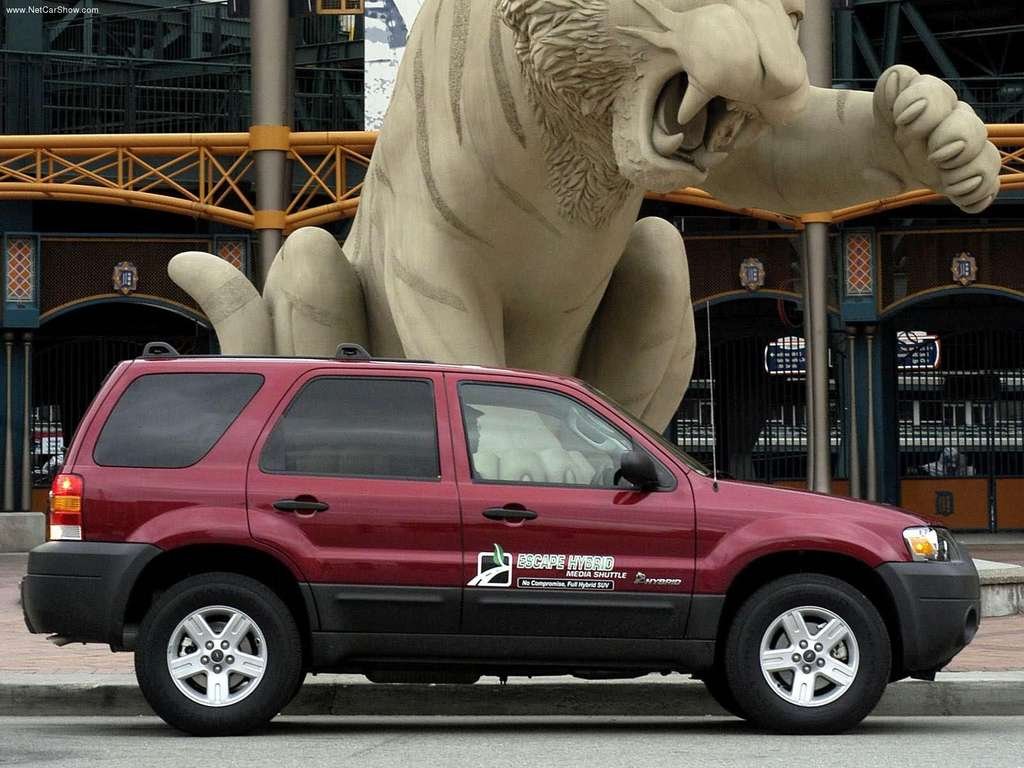 2005 Ford-Escape_Hybrid review.