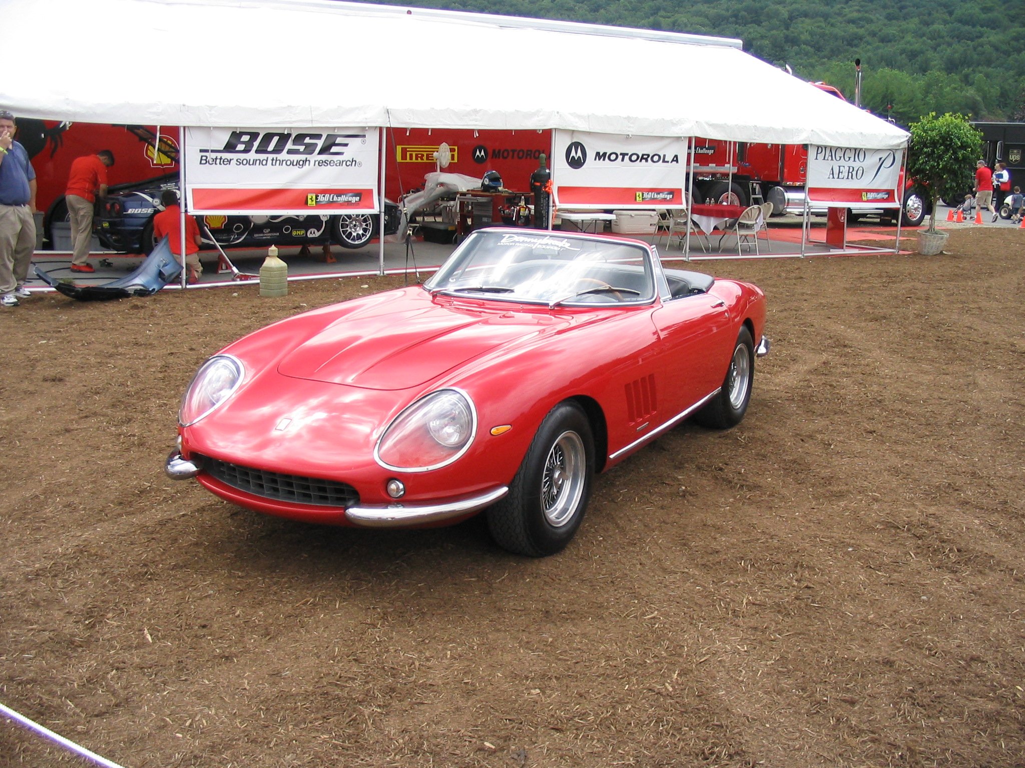 1967.Ferrari.275.GTB-4.NART.Spyder via Wikipedia.