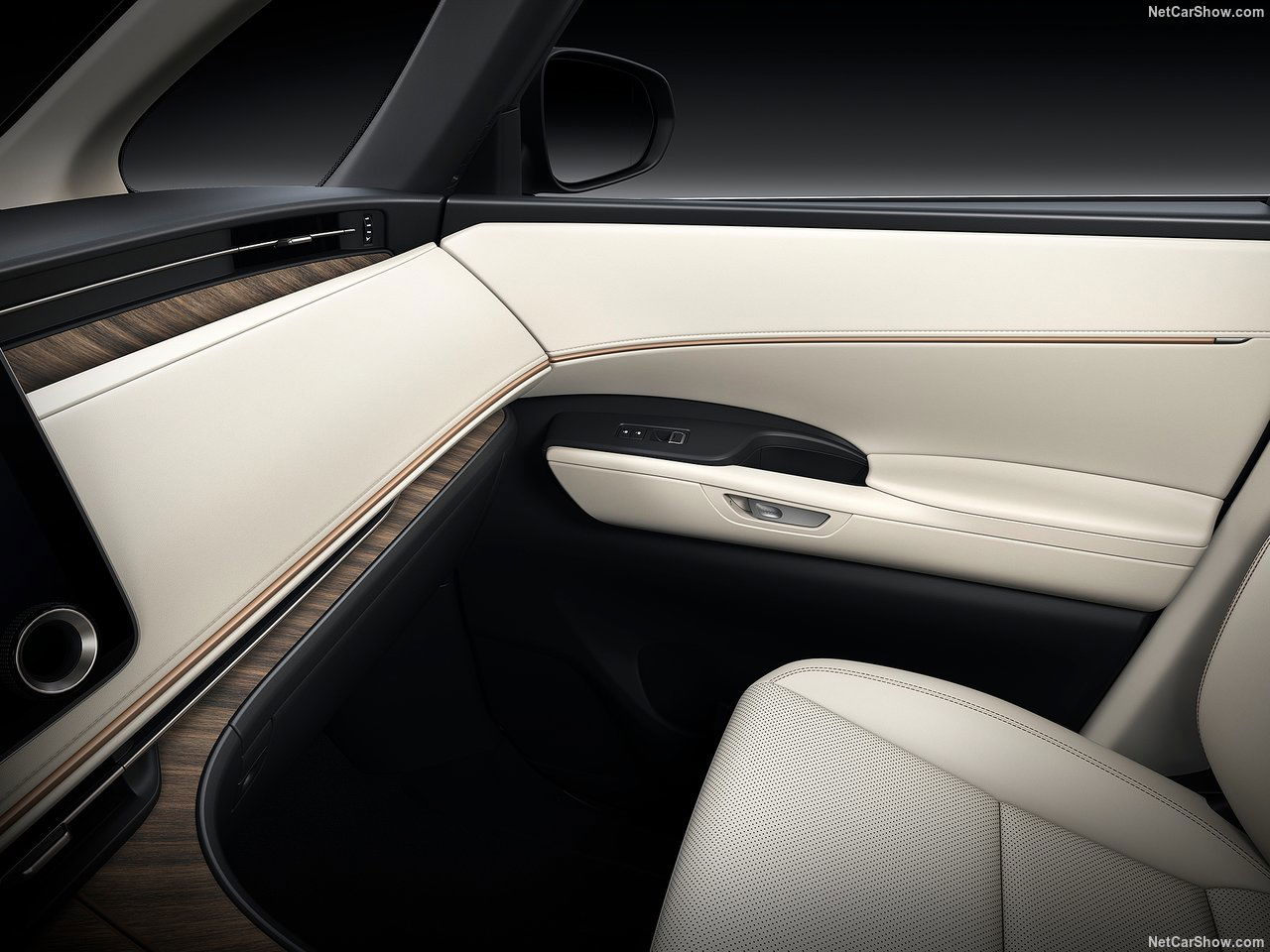 2024 Lexus LM front seats.