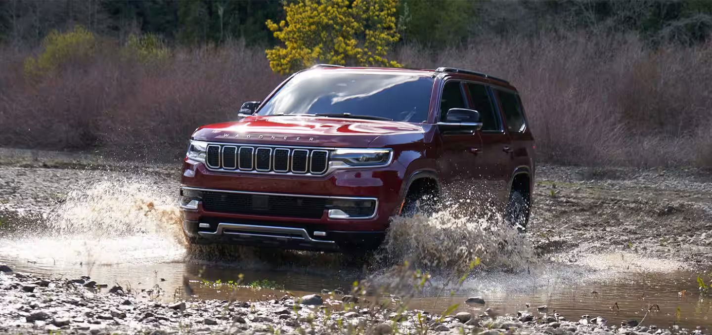 2023 Jeep Wagoneer engines and performance.