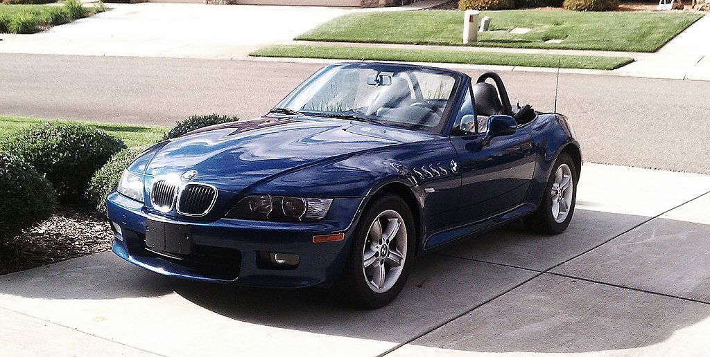 2001 BMW Z3.