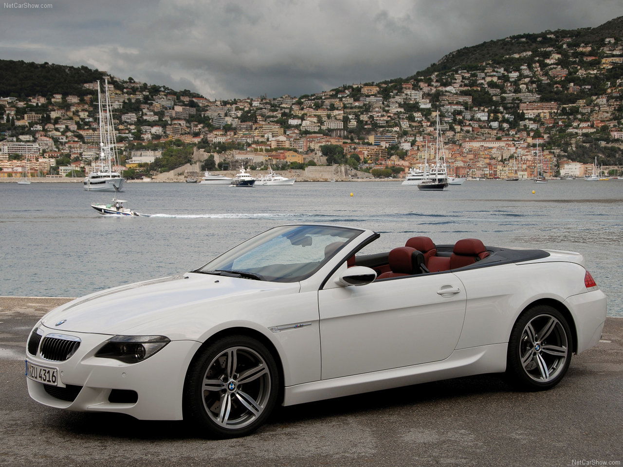 2007 BMW M6 overview.