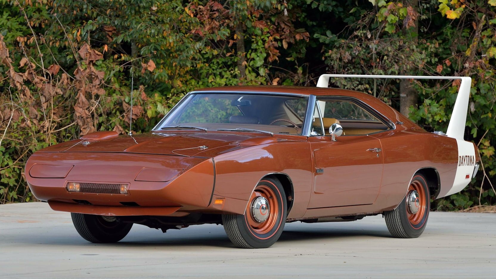 1969 dodge charger hemi daytona - the most expensive dodge charger.