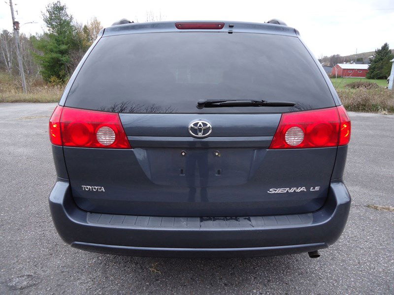 Everything You Should Know Before Buying A Used 2010 Toyota Sienna