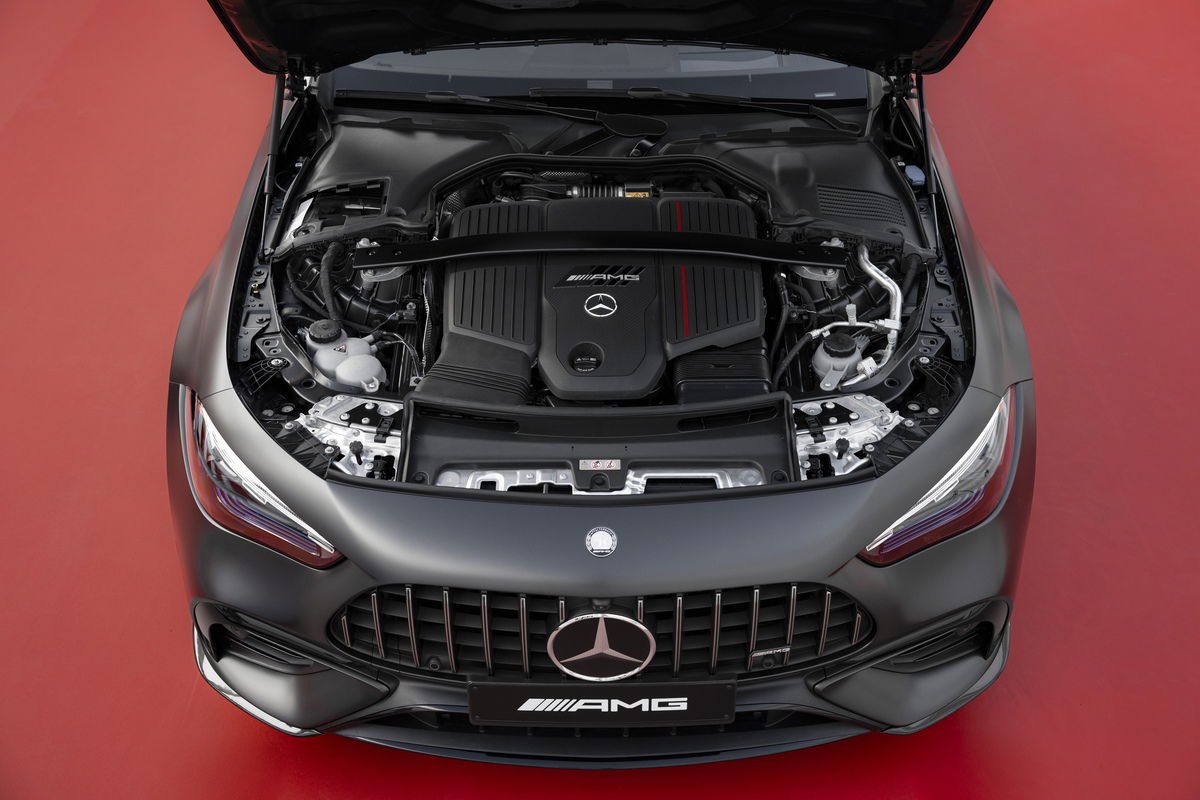 Mercedes-AMG CLE 53 Coupe engine.