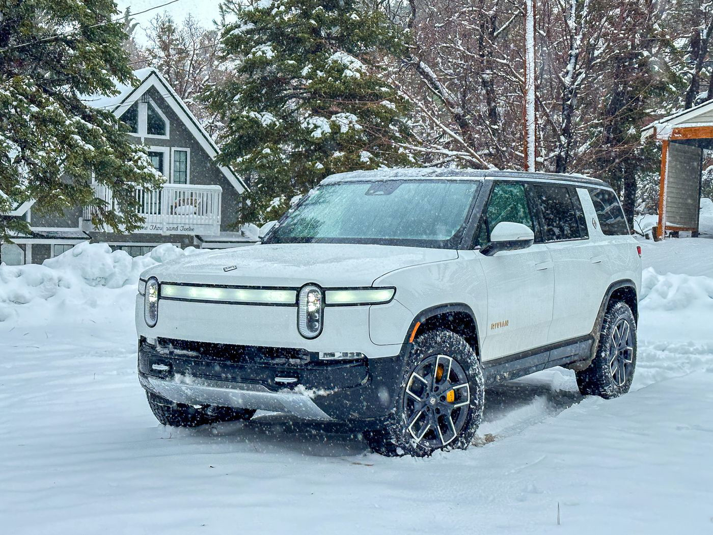 2024 Rivian R1S is great for winter driving.
