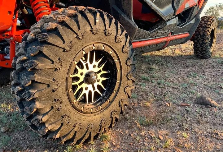 EFX MotoClaw Radial tires.
