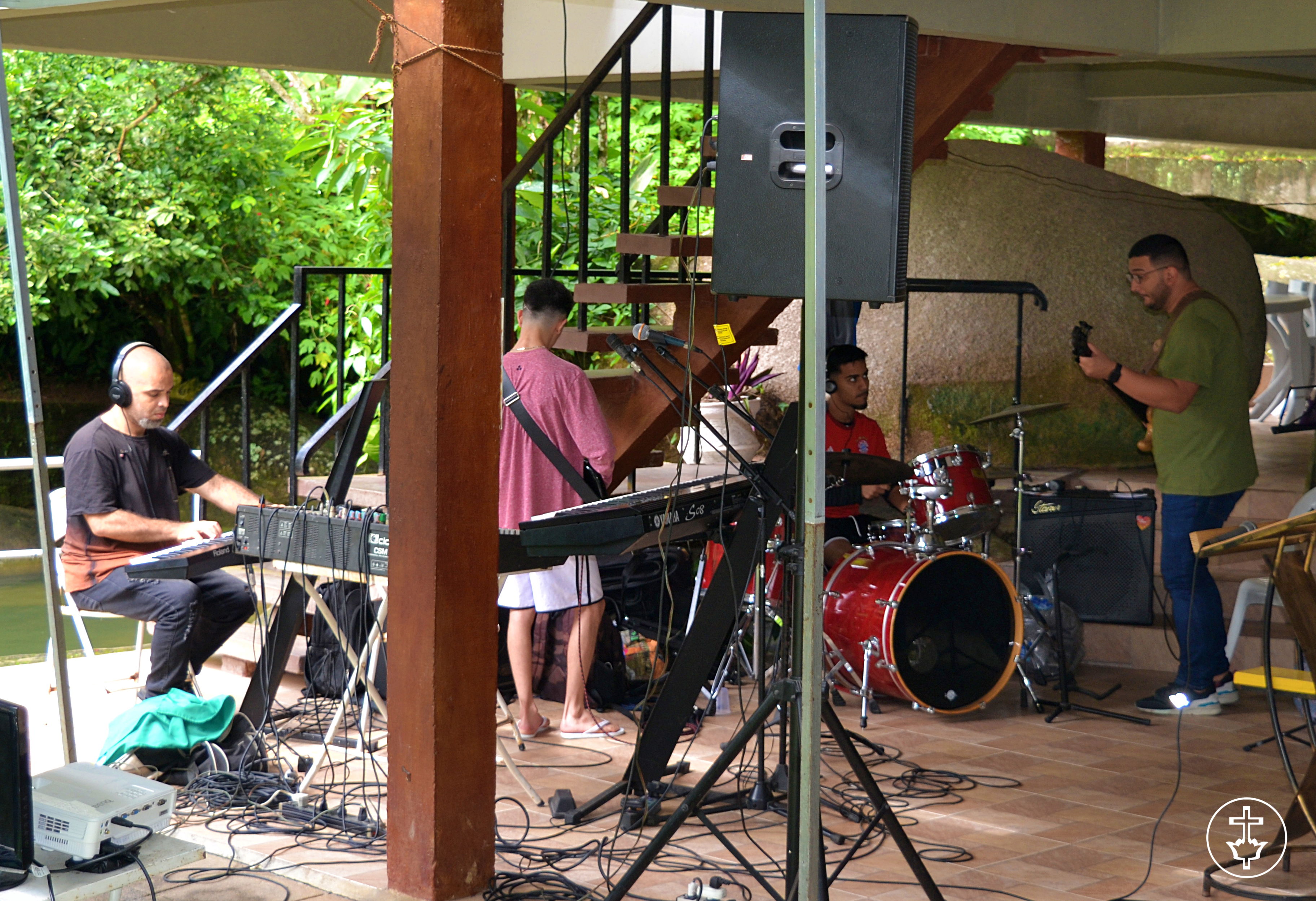 MORNING OF THE FIRST DAY - 10/21