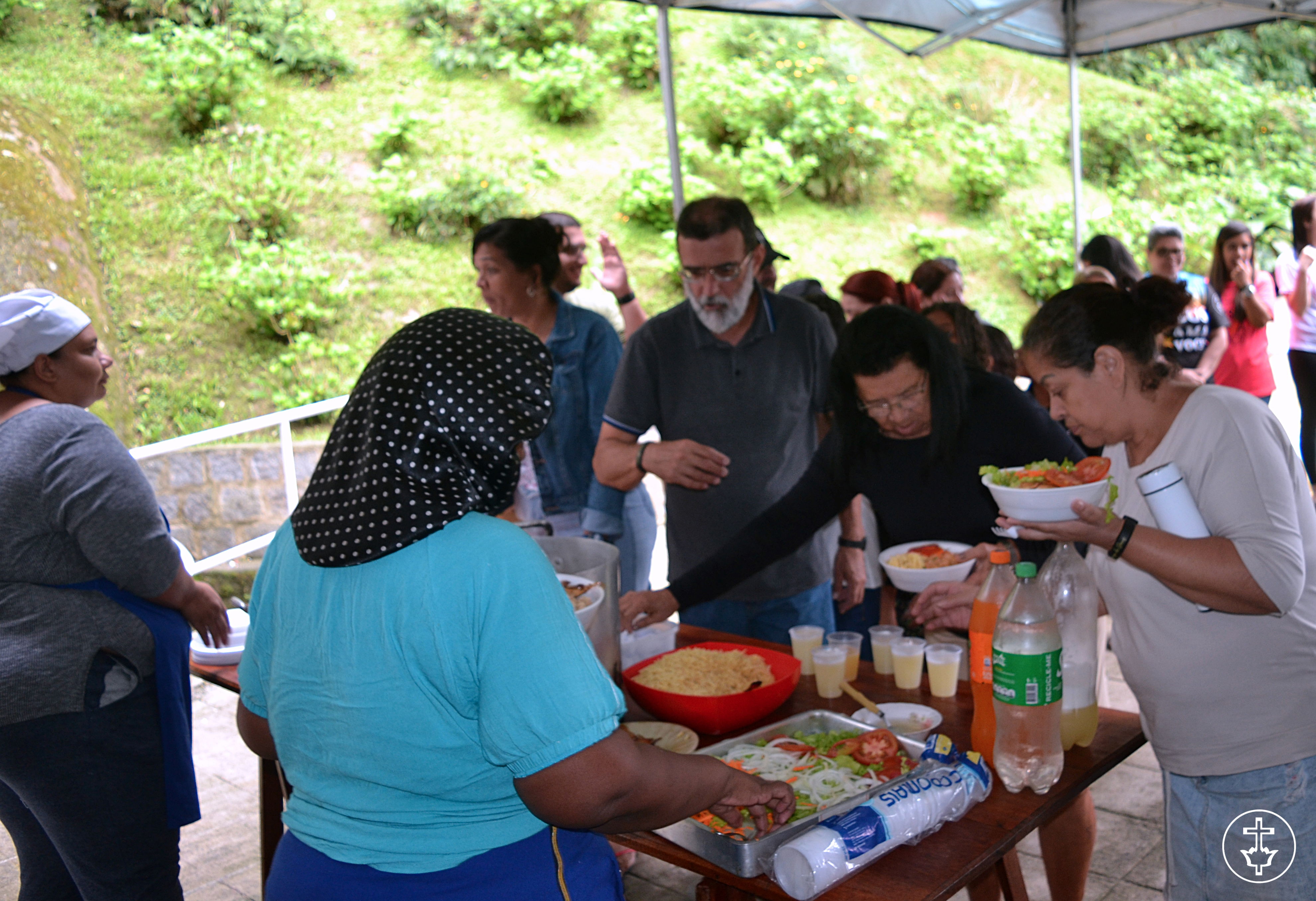 MEAL TIME - HUMMMMM!