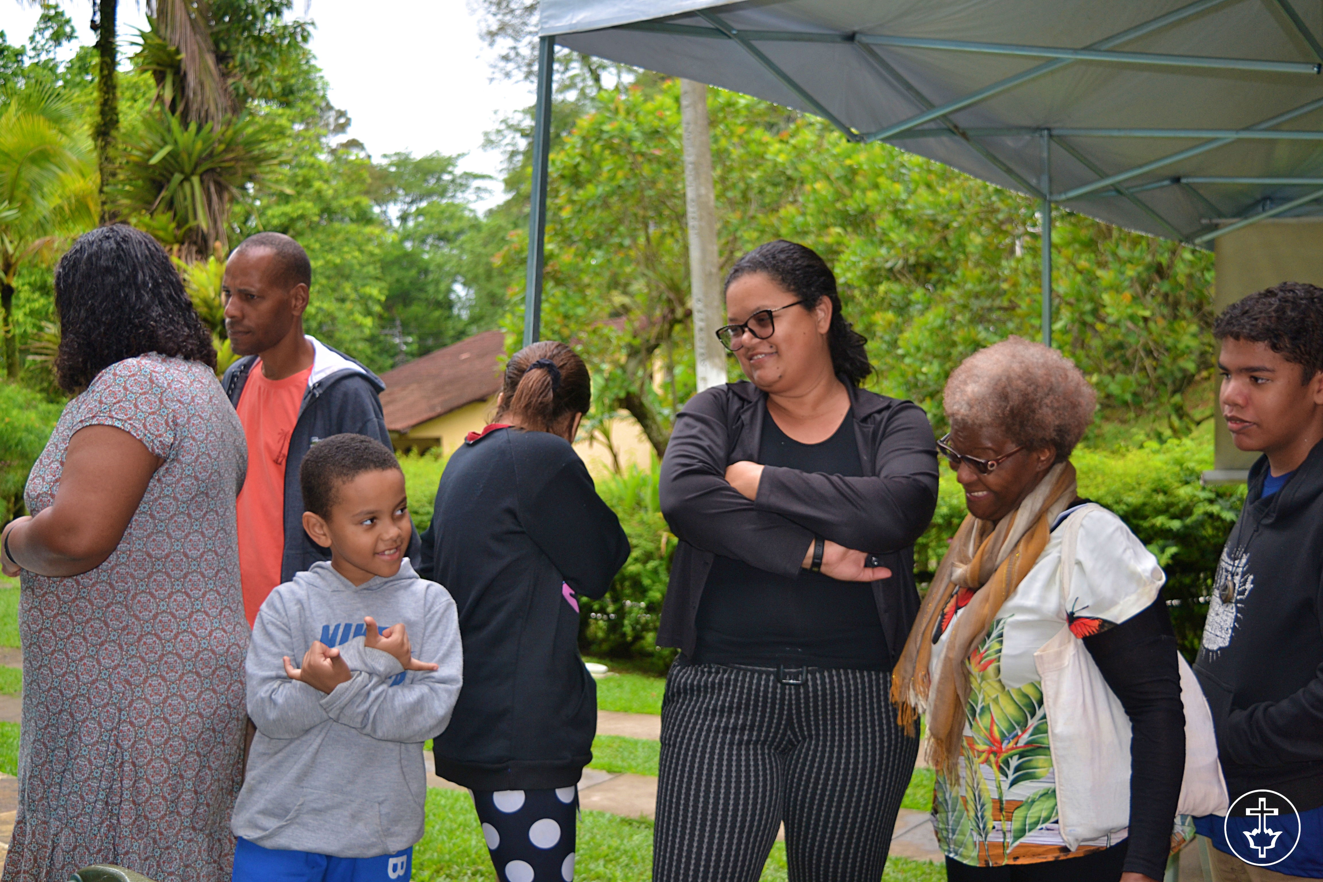 MEAL TIME - HUMMMMM!
