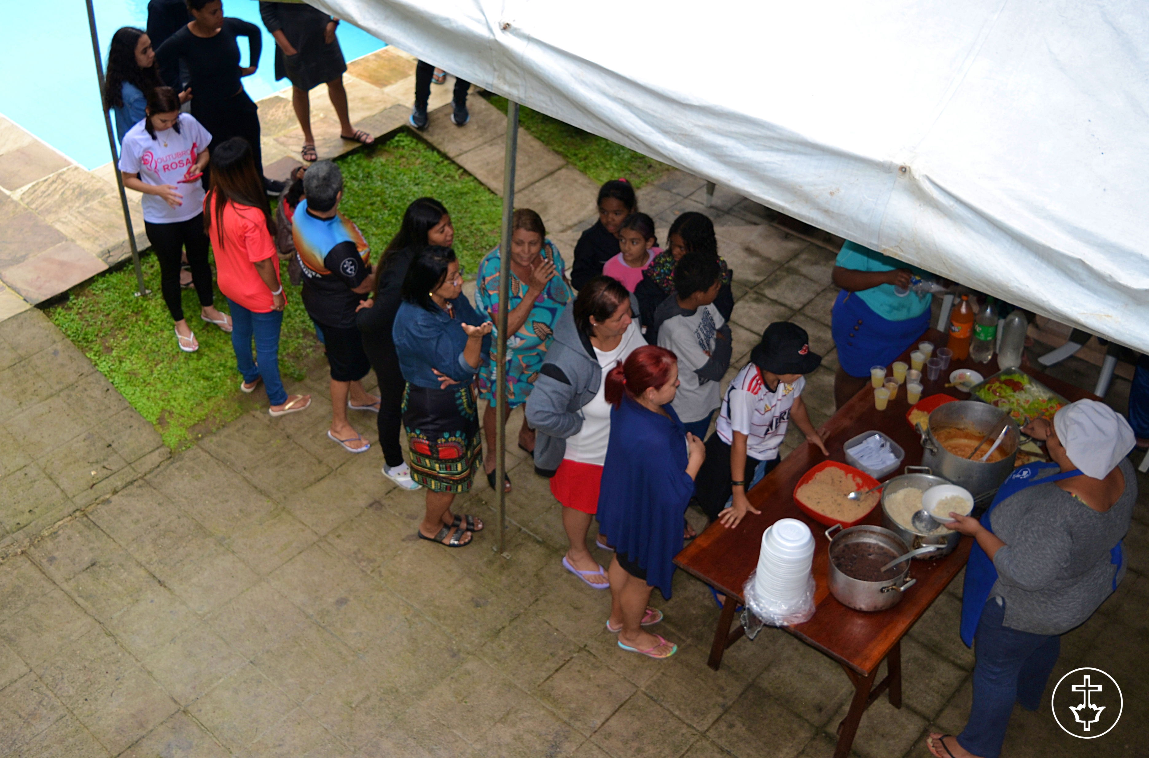 MEAL TIME - HUMMMMM!