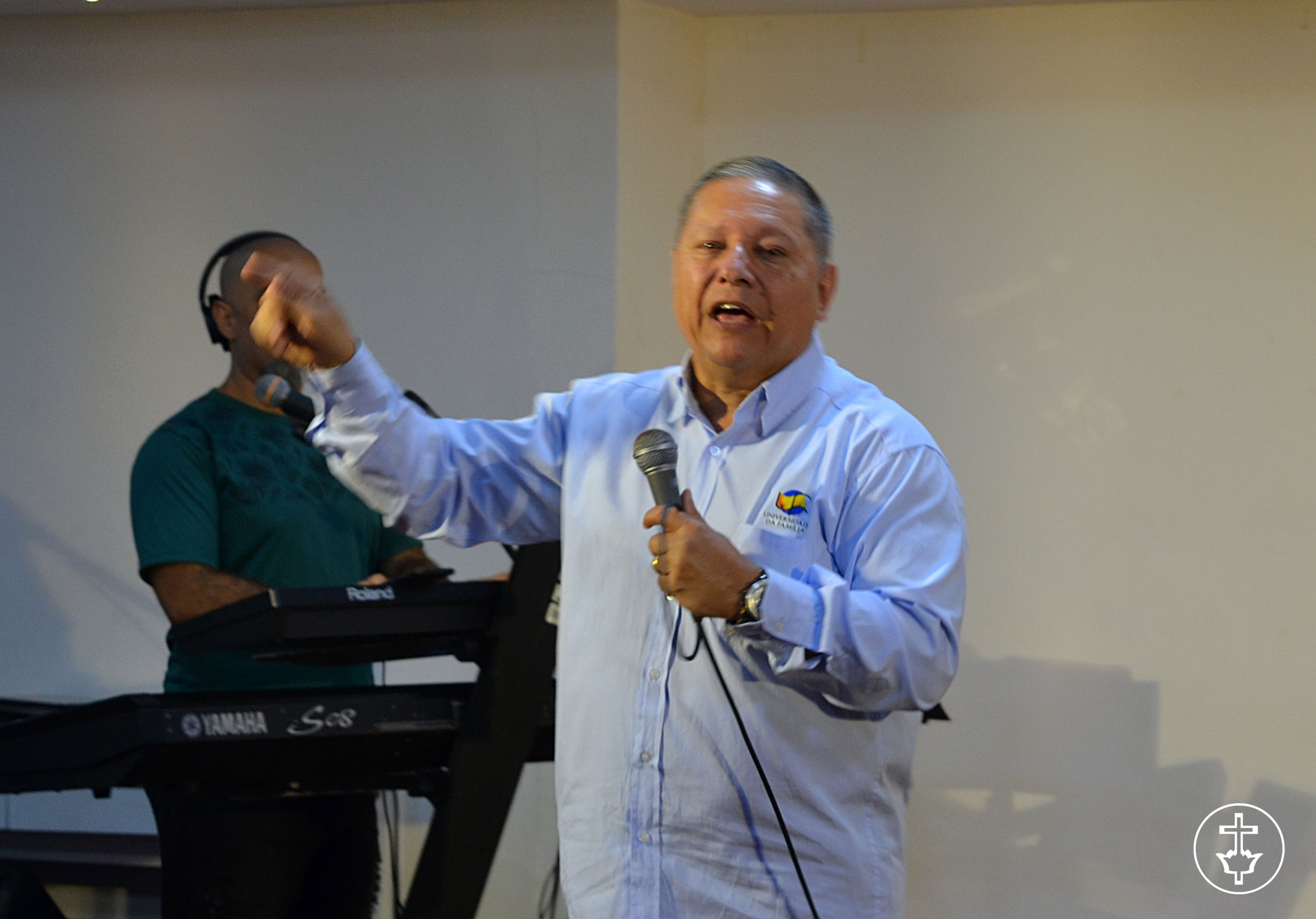 MINISTRATION PR. DINART BARRADAS