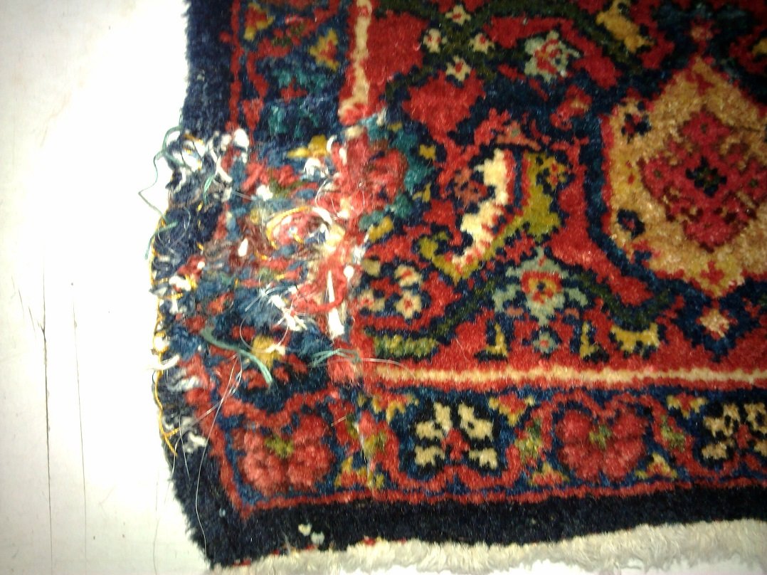 שטיח פרסי סנה רקוב בפינה