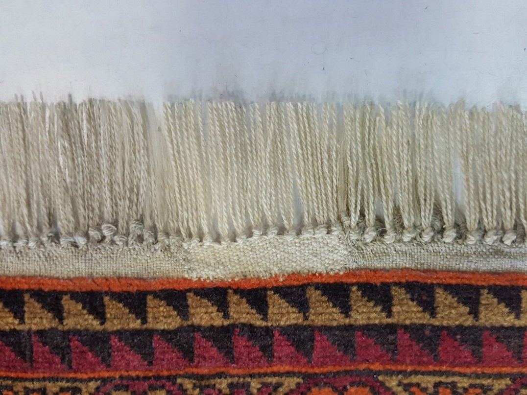 שטיח אפגני לאחר תיקון מקומי פרנזים צמר