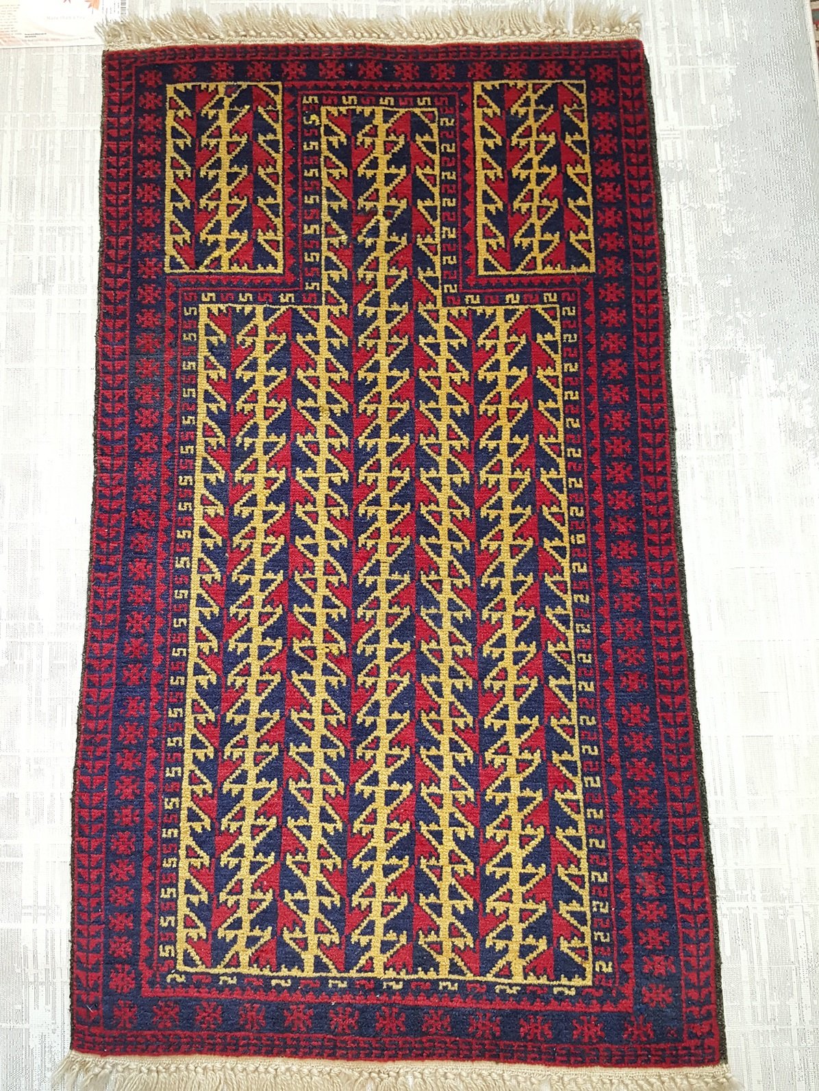 שטיח אפגני בלוצ' פשוט