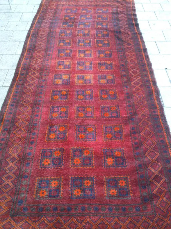 שטיח אפגני צר וארוך