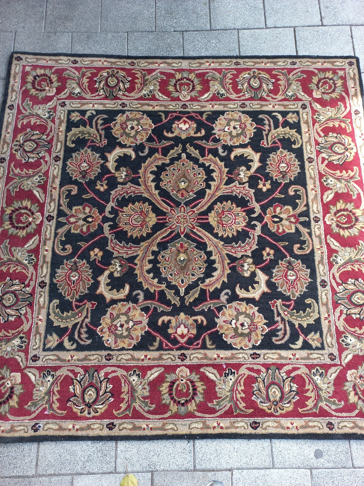 שטיח מרובע הודי