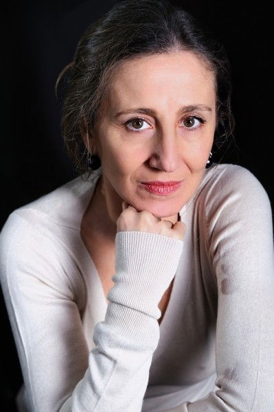 ESTER CUCINOTTI