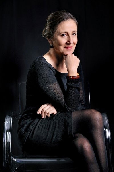 ESTER CUCINOTTI