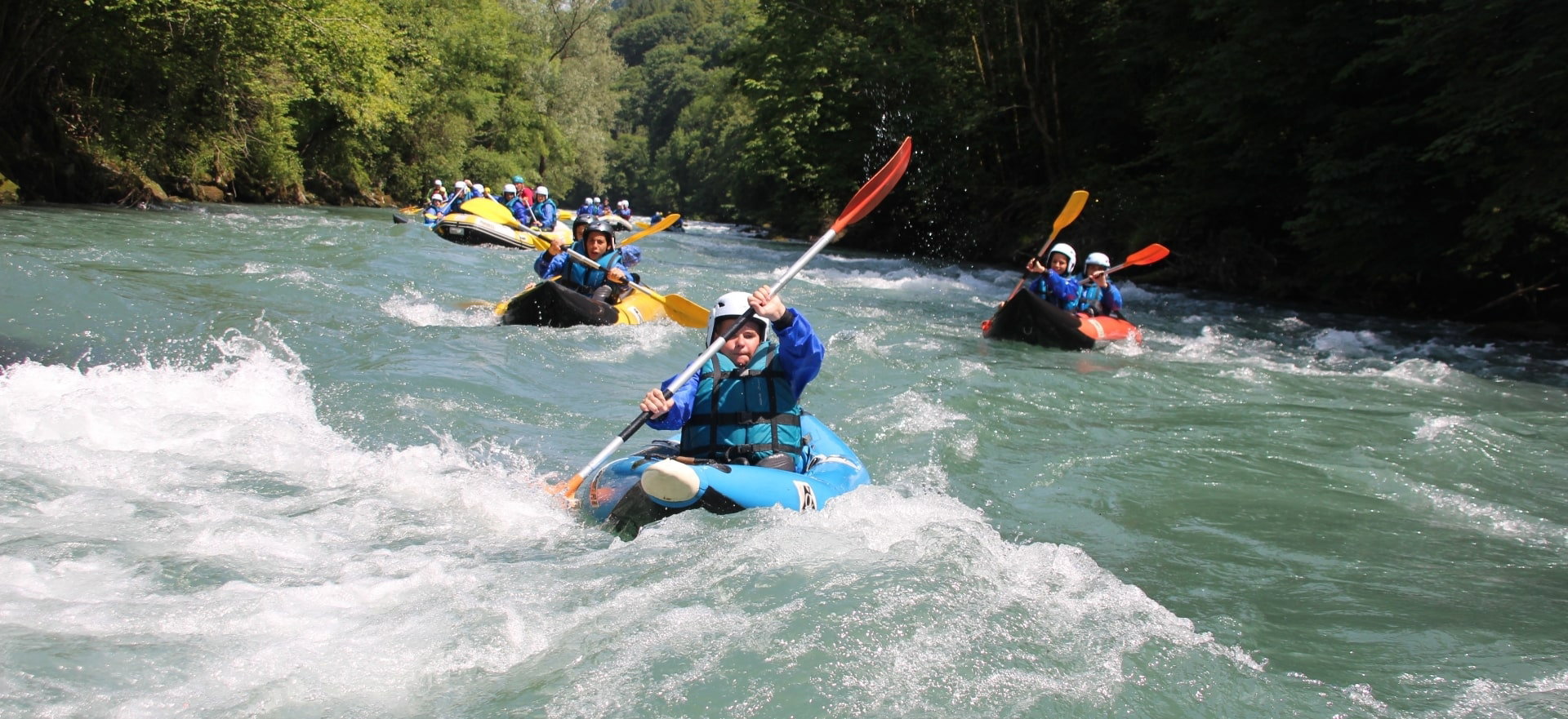Hiking or horseback riding, climbing, canyoning, rafting, paragliding, cycling, mountain biking...
