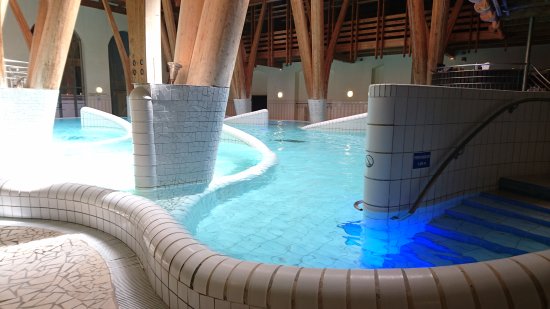 "Aquensis" balneotherapy in Bagnères de Bigorre