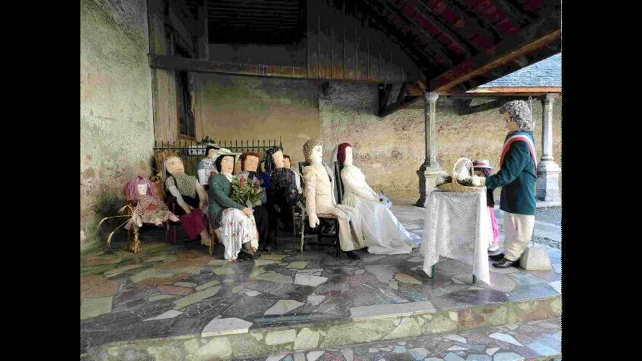 The Mounaques of Campan