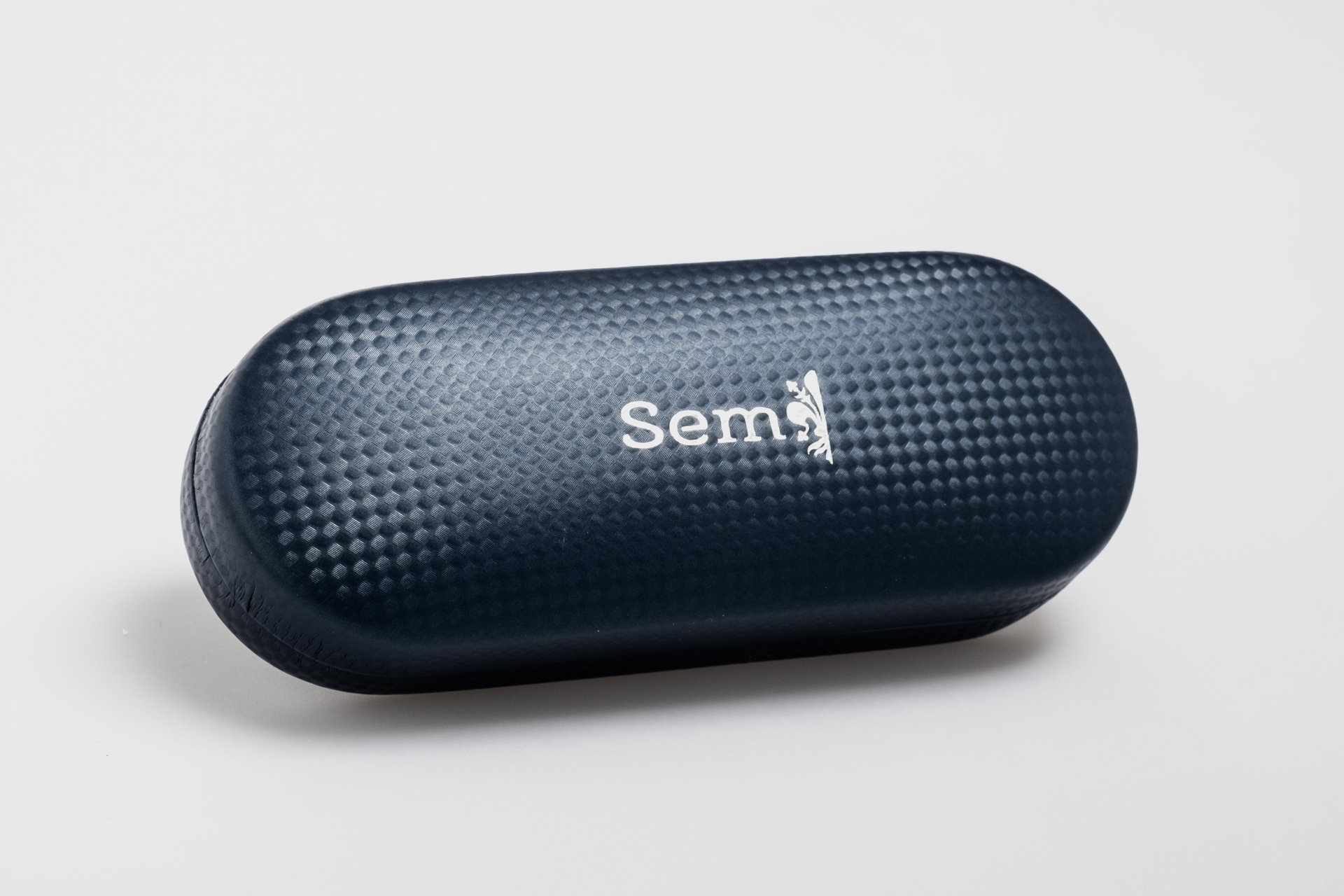 Art. 30 - Estuche rígido para gafas