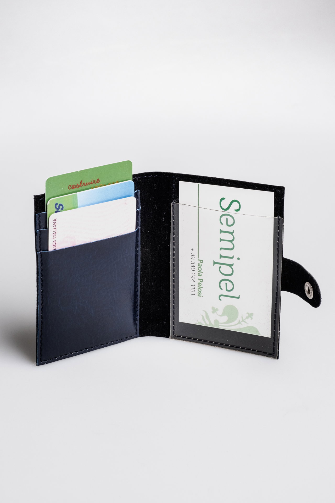 Art. 327 - Titular de la tarjeta