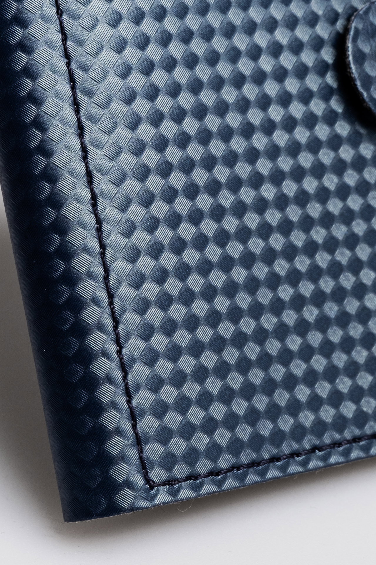 Art. 327 - Titular de la tarjeta