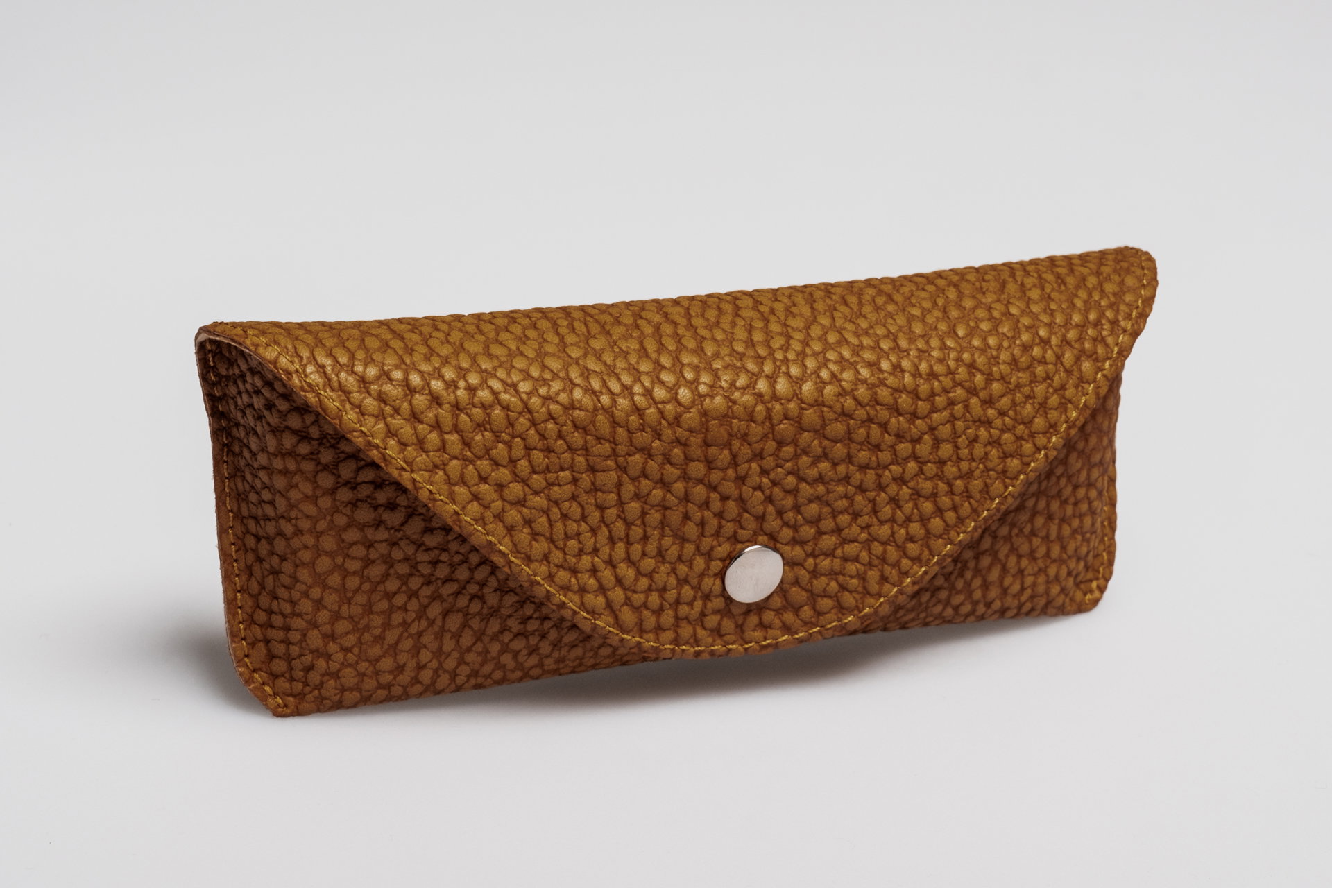 Art. V12 - Estuche semirrígido para gafas