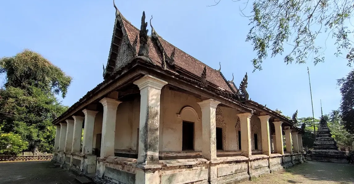 Wat Samrong Knong