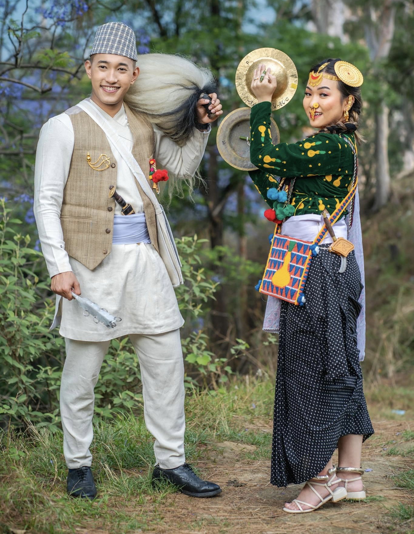 जातीय पोशाक