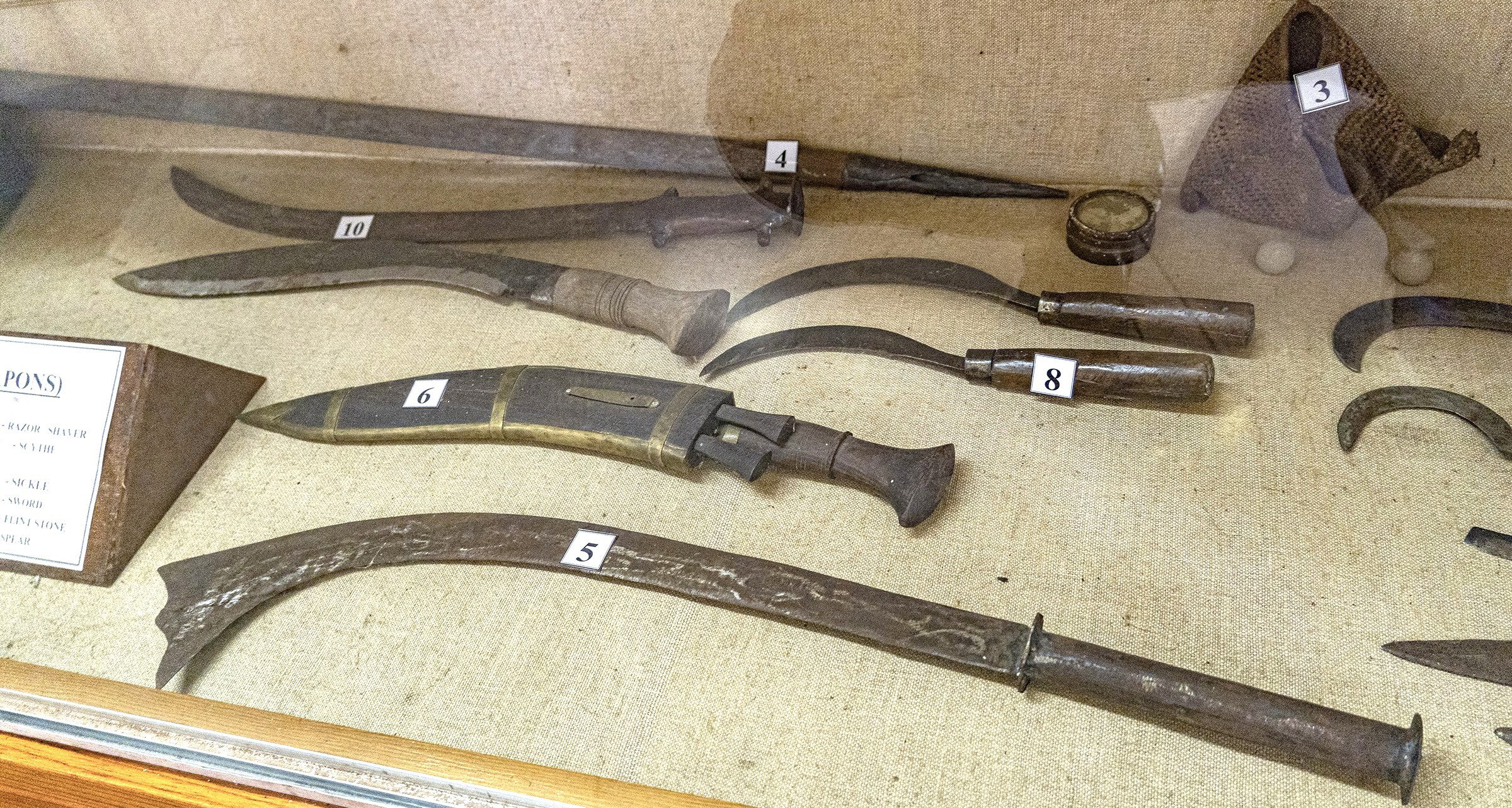 किरातको परम्परागत हतियार