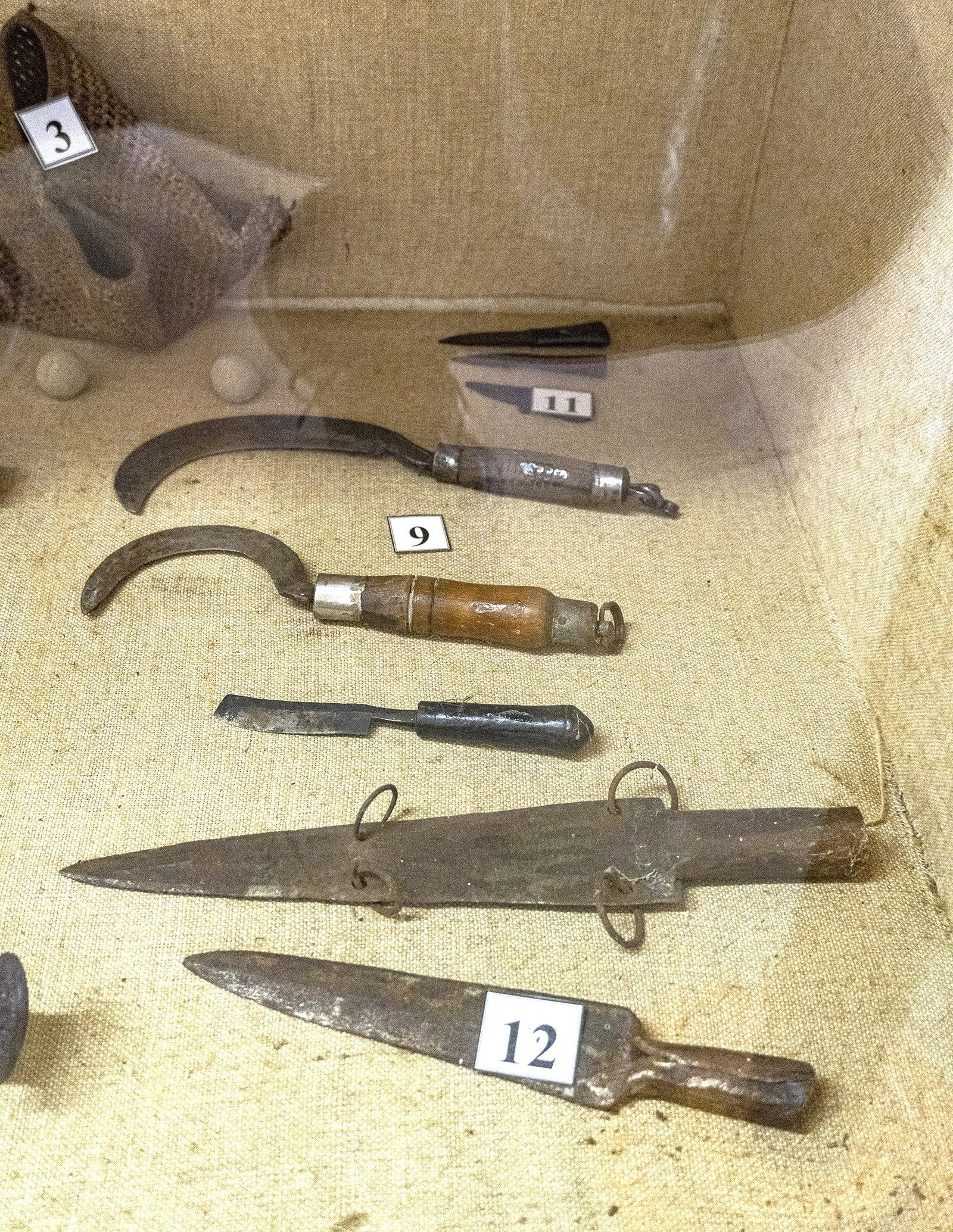 किरातको परम्परागत हतियार