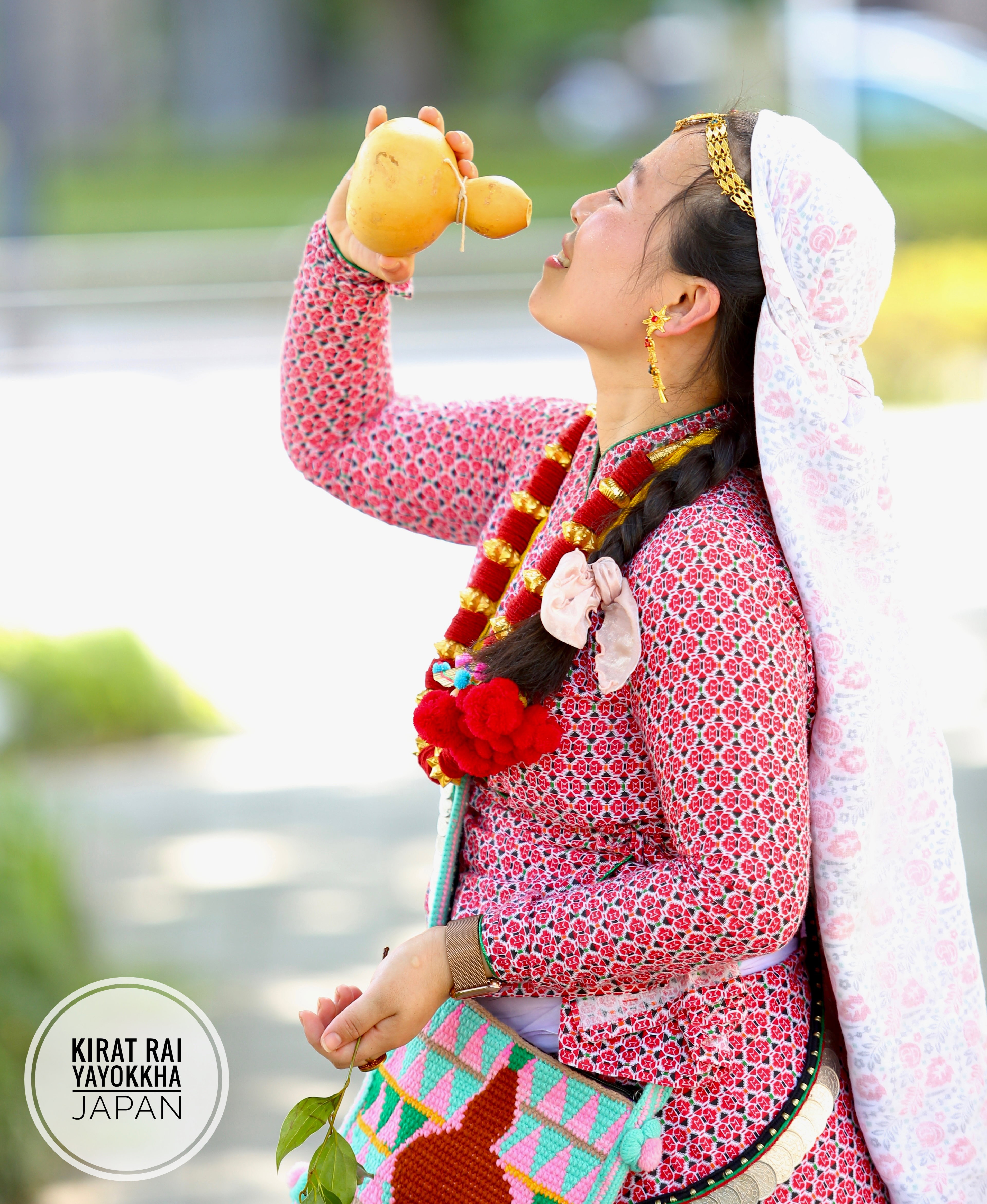 फरिया चोलोमा महिला