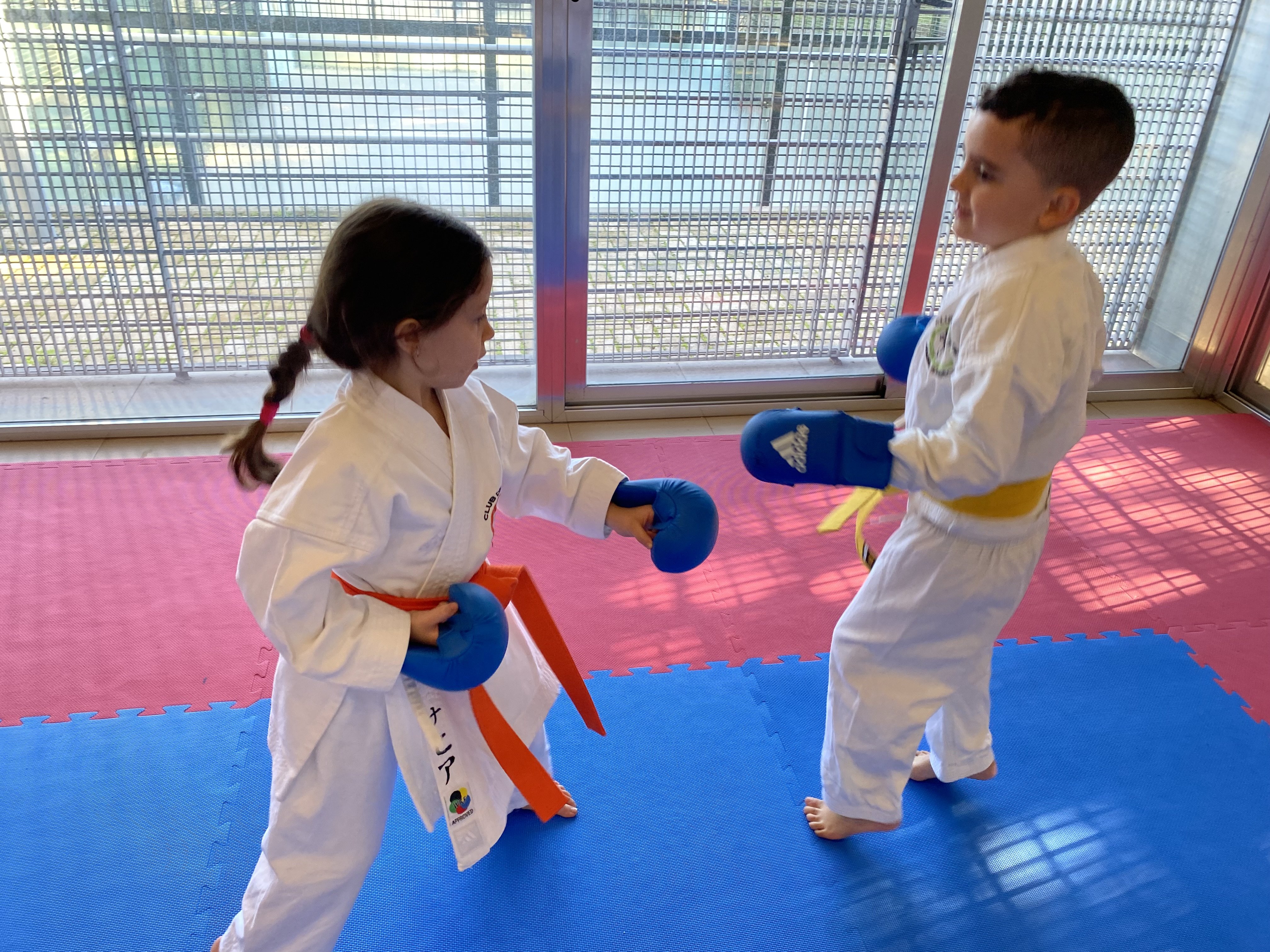 Clases de karate infantil en Carabanchel.