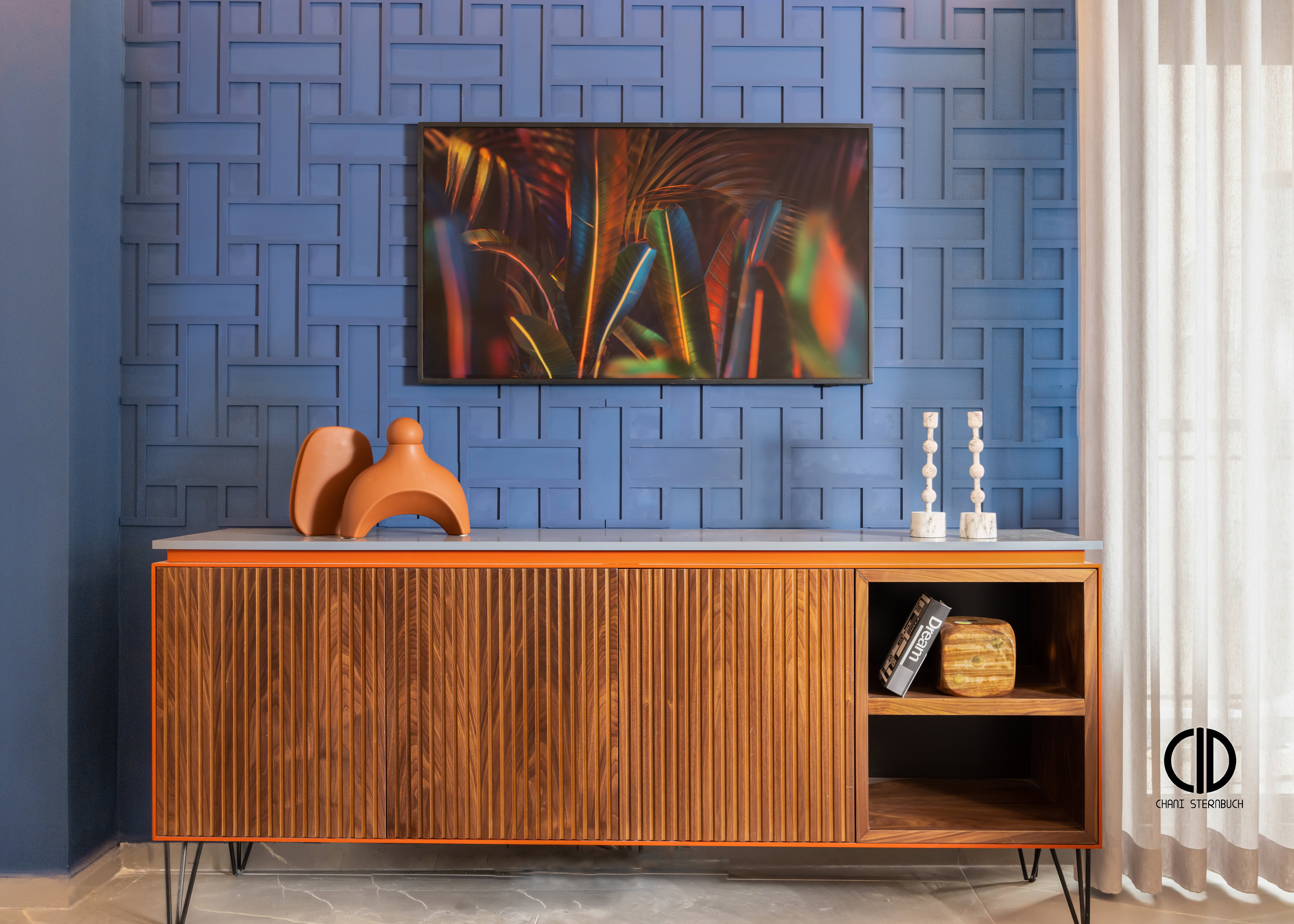 Exquisitely designed Agripas Airbnb apartment 1