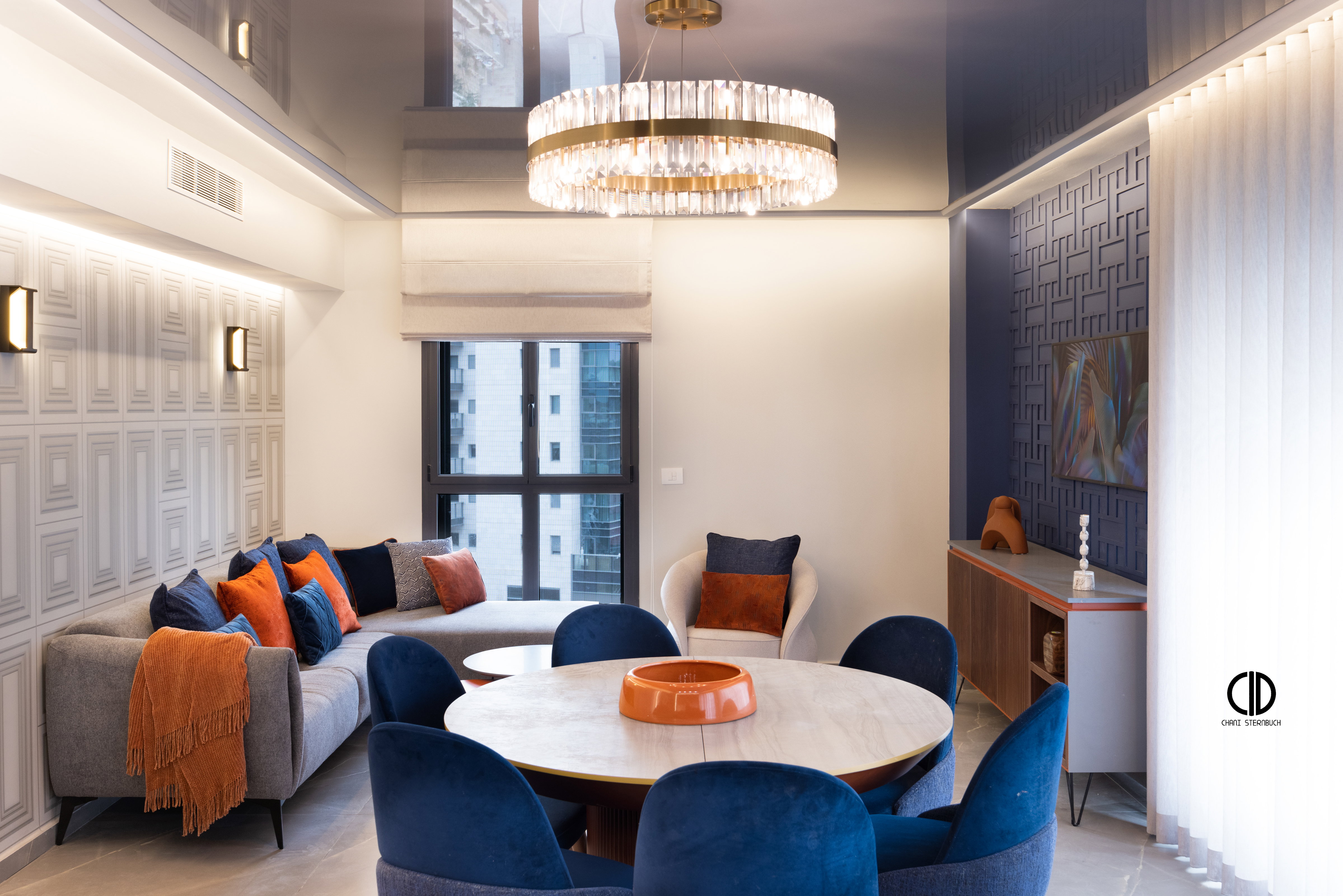 Exquisitely designed Agripas Airbnb apartment 1
