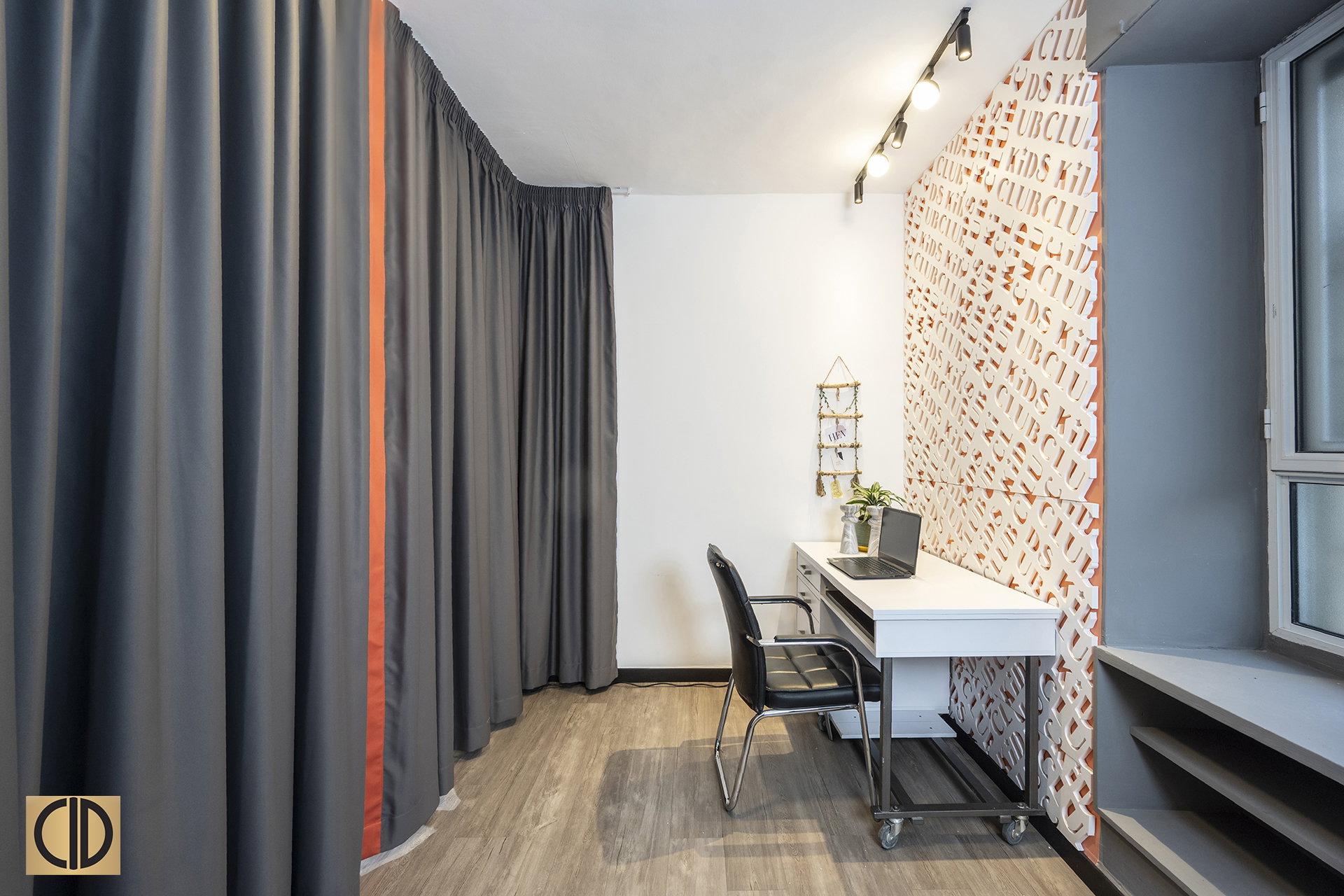 KIDS CLUB OFFICES