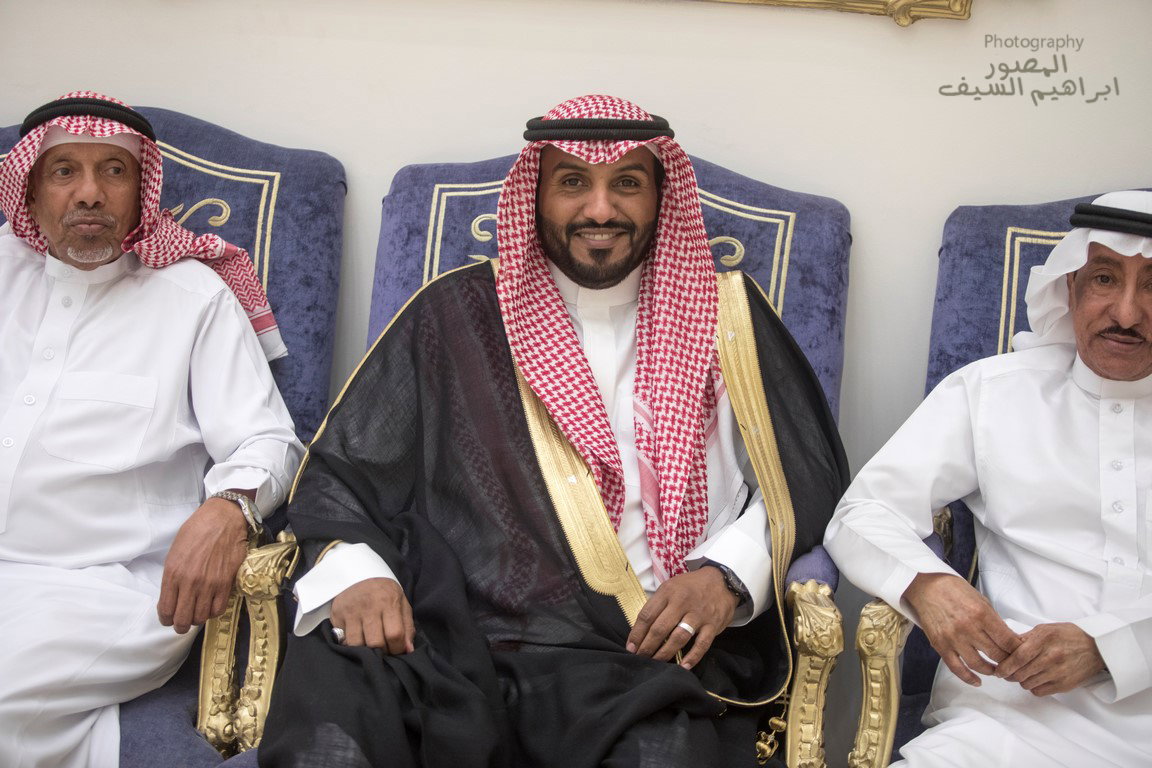 الرزقان يحتفلون في زواج أبنتهم