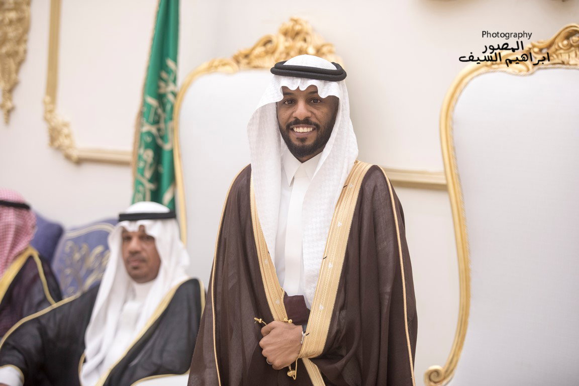 الرزقان يحتفلون في زواج أبنتهم