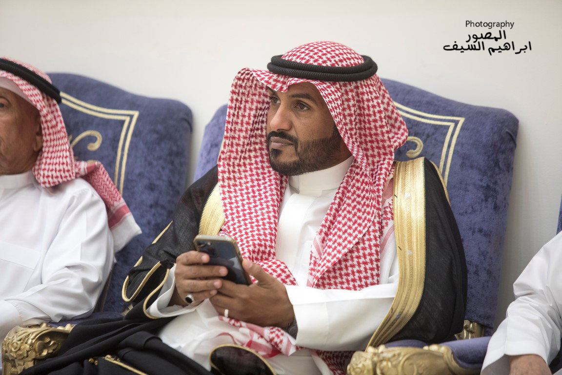 الرزقان يحتفلون في زواج أبنتهم