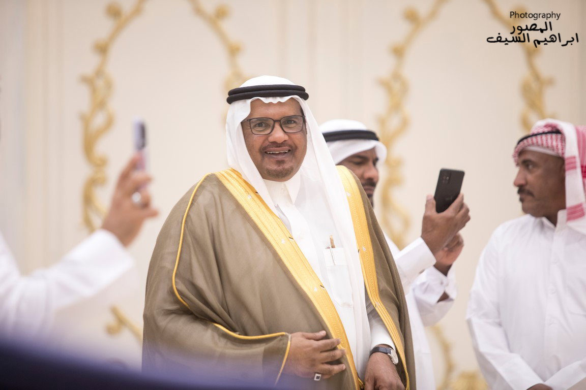 الرزقان يحتفلون في زواج أبنتهم