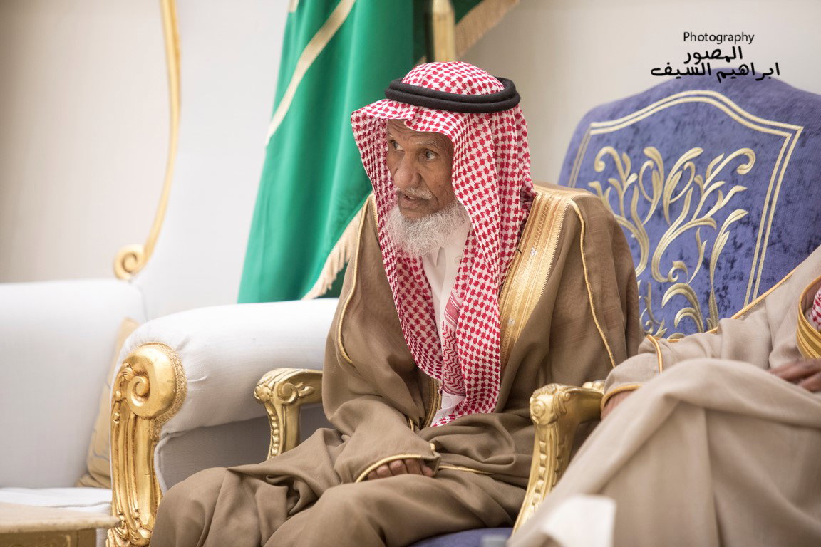 الرزقان يحتفلون في زواج أبنتهم