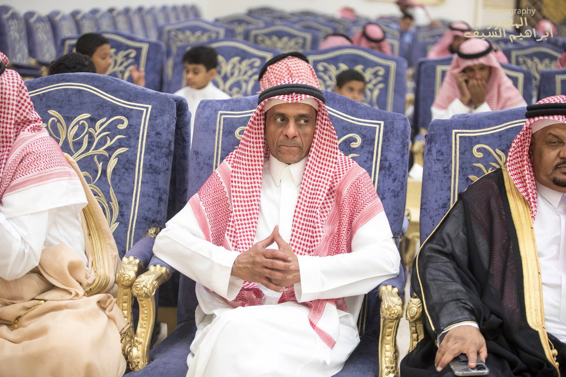 الرزقان يحتفلون في زواج أبنتهم